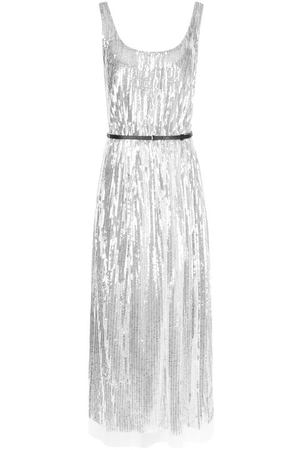 Платье-миди с контрастным поясом и пайетками Marc Jacobs Marc Jacobs M4007622 купить с доставкой