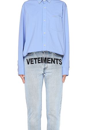 Голубая хлопковая блузка с нашивкой Vetements WSS18SH5